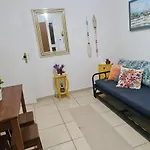 Apartamento Pé na Areia - Ubatuba Toninhas - 5 pessoas