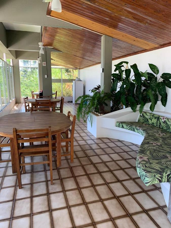 Pe Na Areia - Toninhas - 5 Pessoas Apartamento