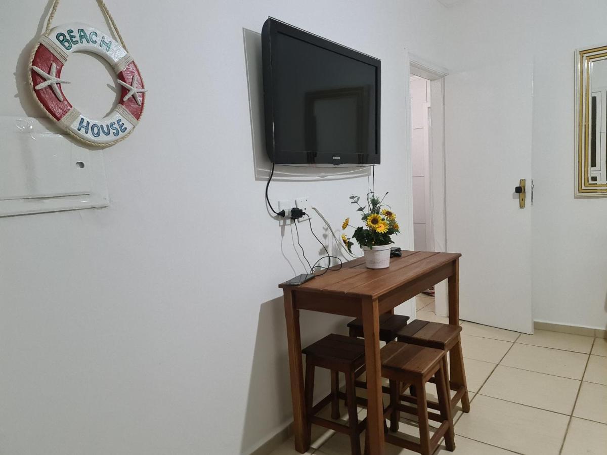 Pe Na Areia - Toninhas - 5 Pessoas Apartamento Ubatuba